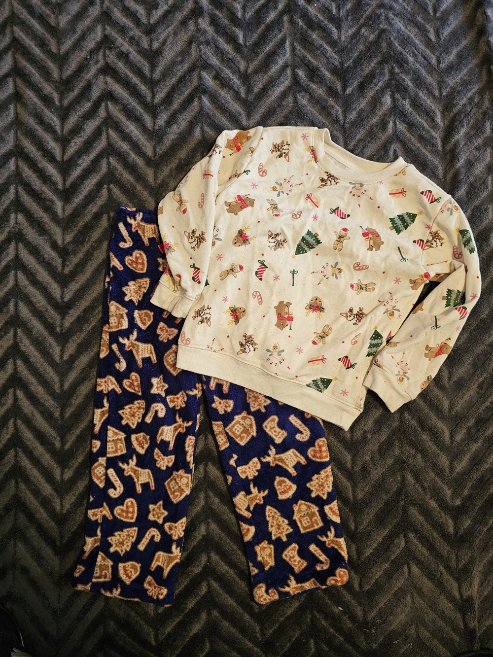 🎁 Holiday Time & Imagine Girls Christmas Pajama Set – Size 5T 🎄